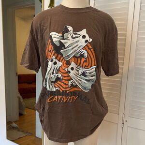 Comfort Colors Brown Short-Sleeve Tee with Orange & White Ghost Graphic